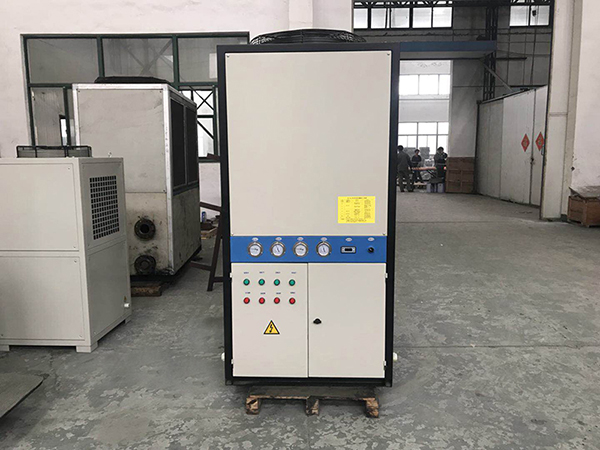 油冷機品質(zhì)和價格的關(guān)系